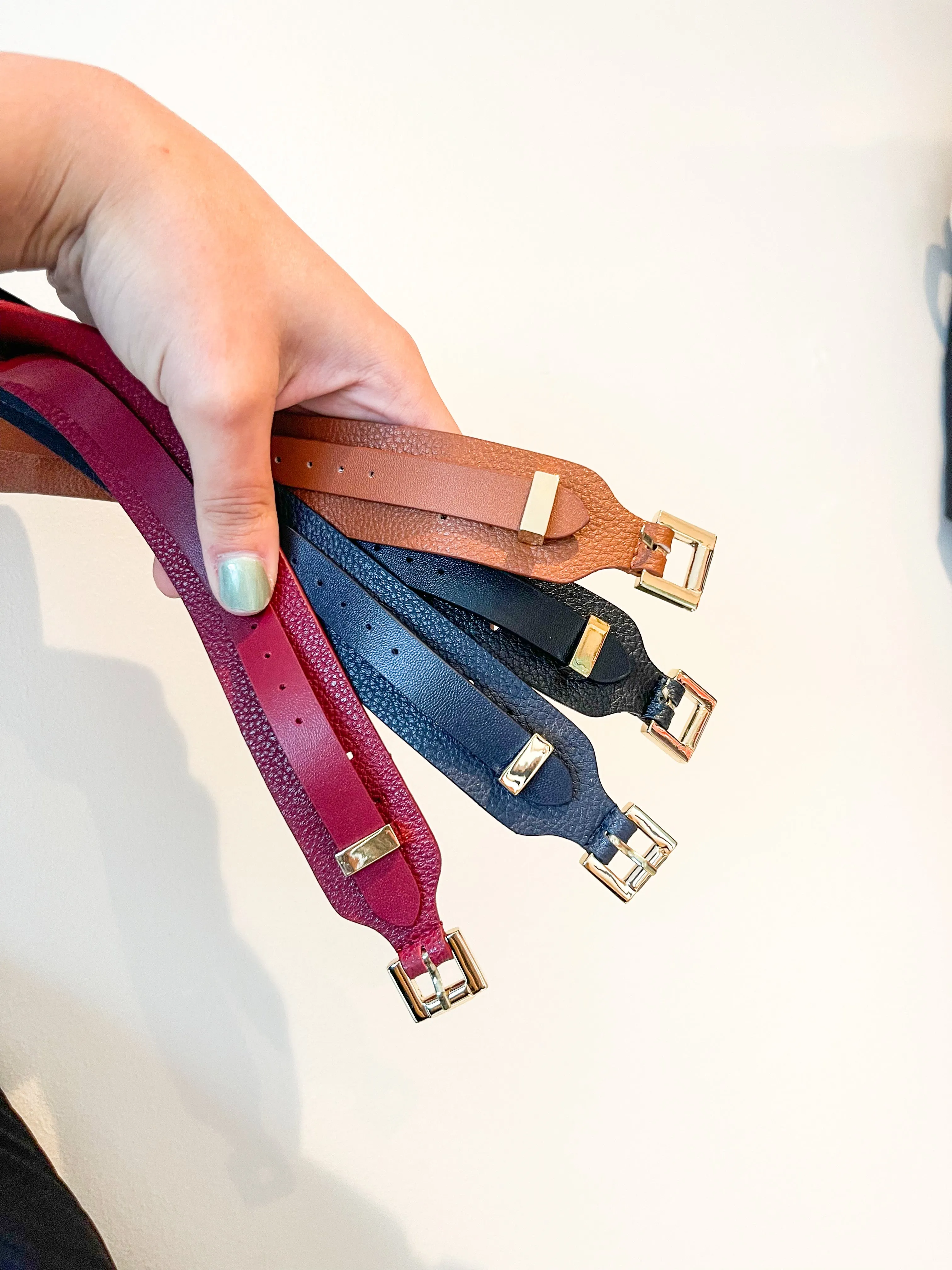 FAUX LEATHER BELT BUCKLE BRACELET