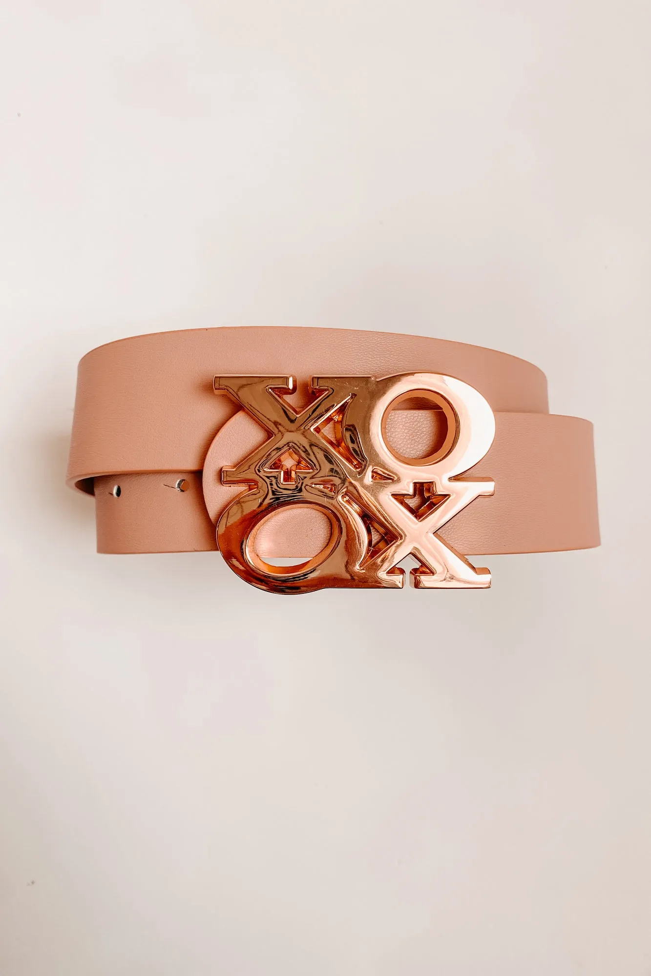 Genuinely Happy Faux Leather "XOXO" Buckled Belt (Blush)