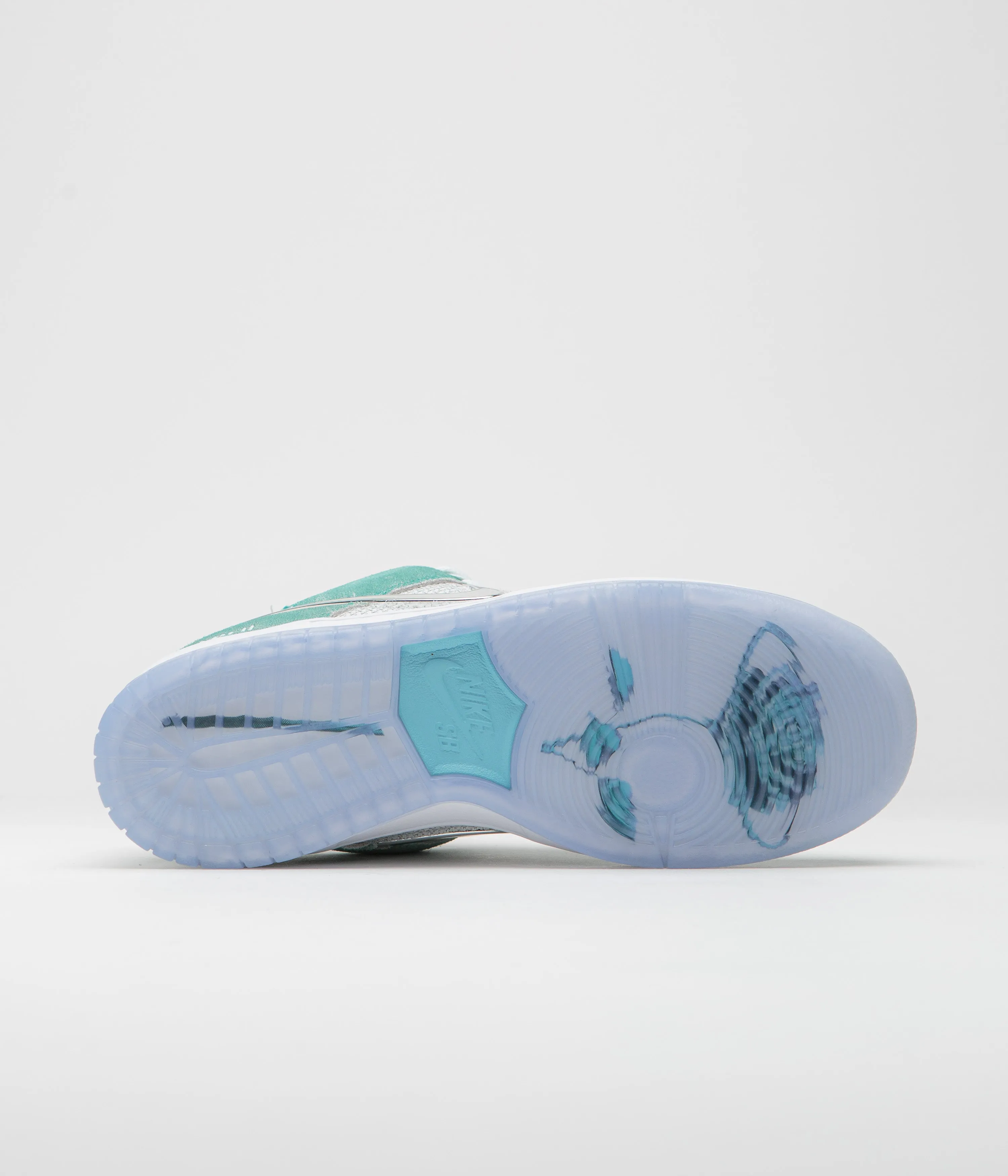 Nike SB x April Skateboards Dunk Low Pro Shoes - Racer Blue / Metallic Silver - White