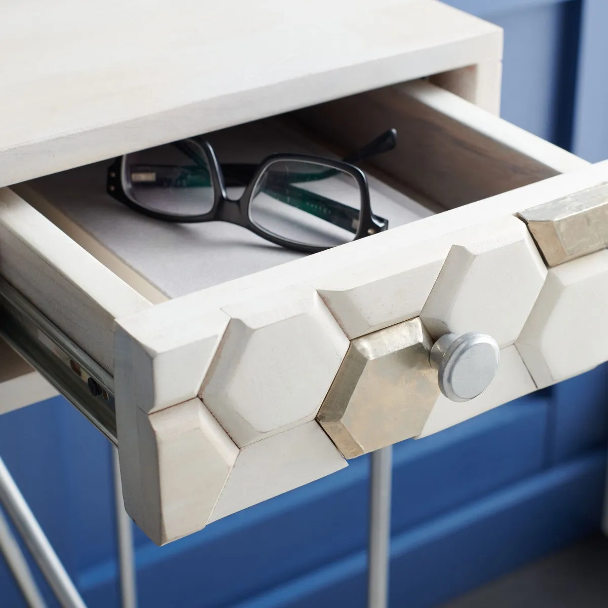 Safavieh Raveena Desk in Three Natural Finishes DSK9002A