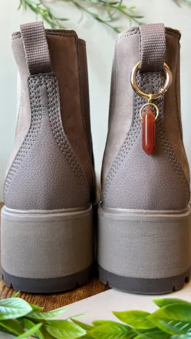 Vertical Crystal Point Boot Charm, Pull Loop Shoe Accessory, Crystal Shoe Keychain